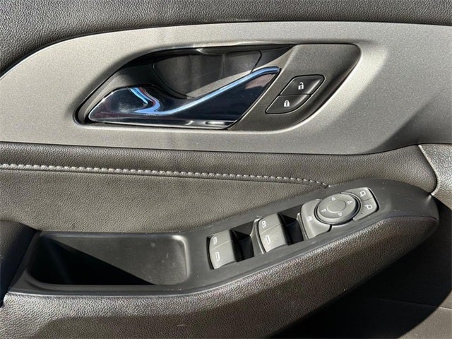 2023 Chevrolet Traverse LT INCOMING