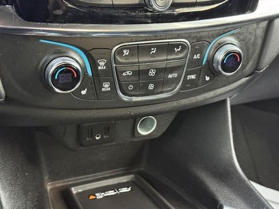 2023 Chevrolet Traverse LT *ONE OWNER*