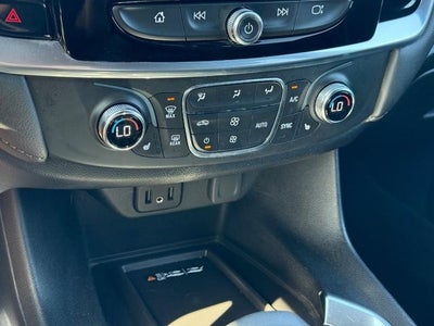 2022 Chevrolet Traverse LT *ONE OWNER*