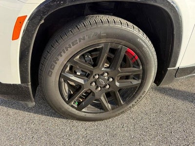 2023 Chevrolet Traverse Premier *SUNROOF REDLINE EDITION*