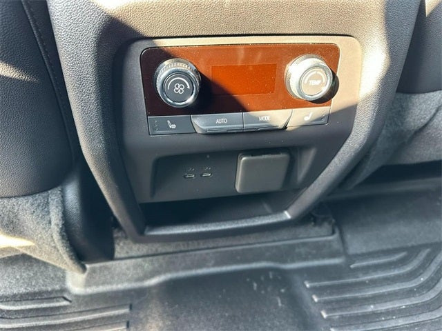 2024 Chevrolet Traverse RS *SUNROOF LEATHER ONE OWNER*