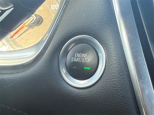 2023 Chevrolet Traverse LT *ONE OWNER*