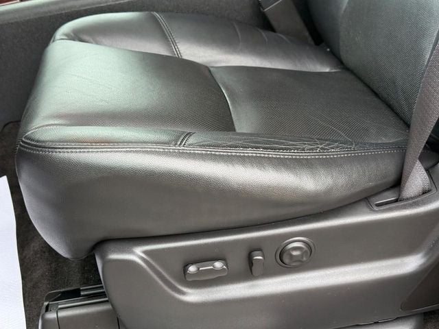 2014 Chevrolet Tahoe LTZ *SUNROOF LEATHER ONE OWNER*