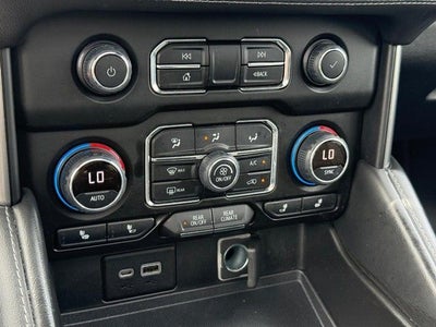 2022 Chevrolet Suburban LT *SUNROOF & LEATHER*