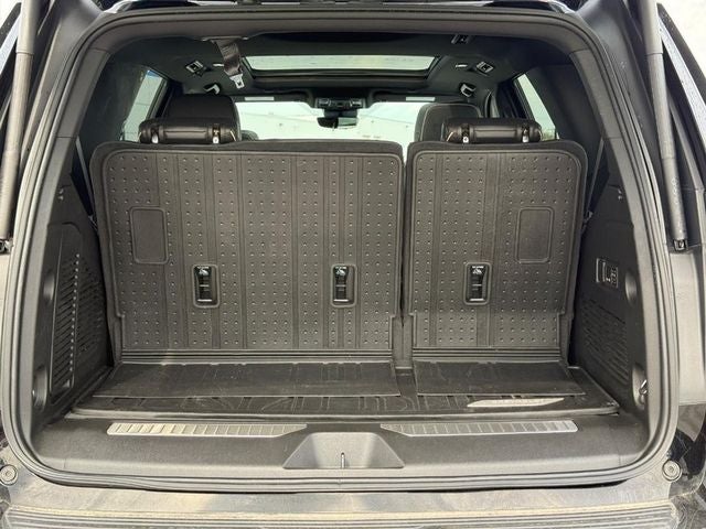 2024 Chevrolet Tahoe Premier *SUNROOF LEATHER LOADED ONE OWNER*