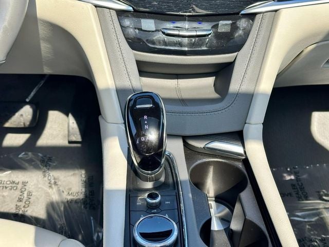 2024 Cadillac XT6 Premium Luxury *SUNROOF LOADED*