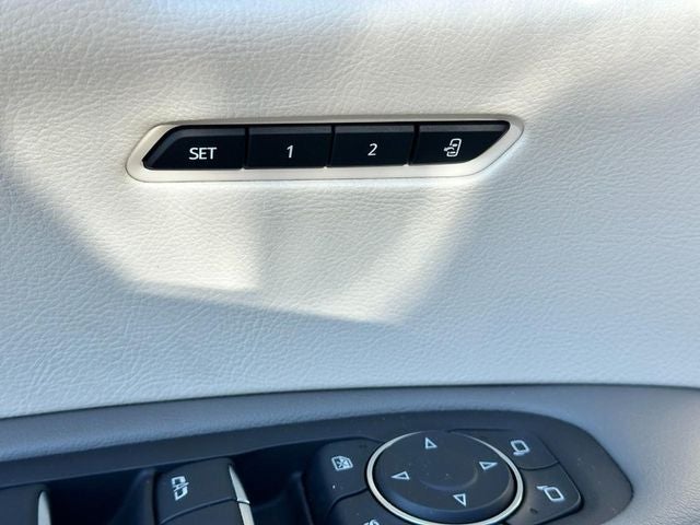 2024 Cadillac XT6 Premium Luxury *SUNROOF LOADED*