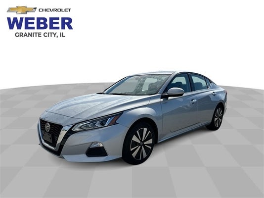 2022 Nissan Altima 2.5 SV *ONE OWNER* in St. Louis, MO - Weber Chevrolet