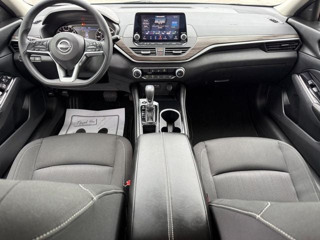 2023 Nissan Altima 2.5 SV *ONE OWNER*