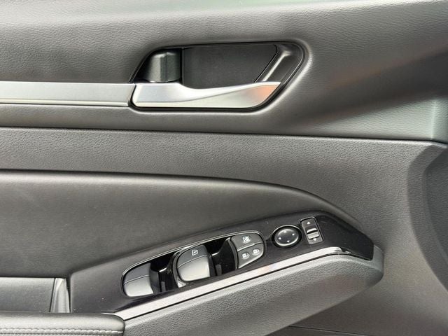 2023 Nissan Altima 2.5 SV *ONE OWNER*