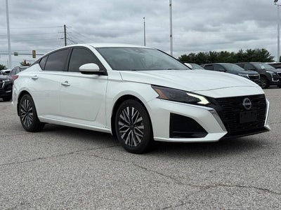 2023 Nissan Altima 2.5 SV *ONE OWNER*