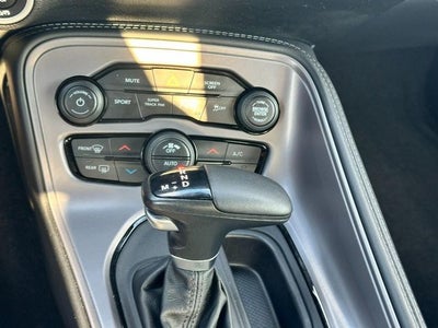 2023 Dodge Challenger R/T *ONE OWNER*