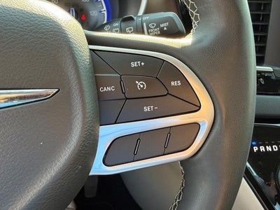 2022 Chrysler Voyager LX