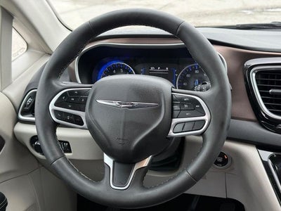 2024 Chrysler Voyager LX