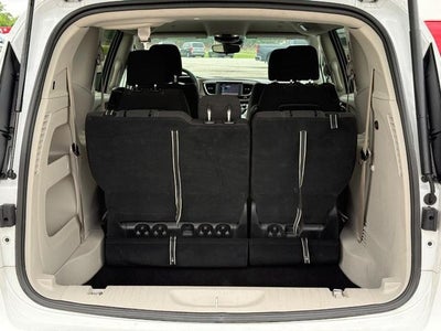 2024 Chrysler Voyager LX