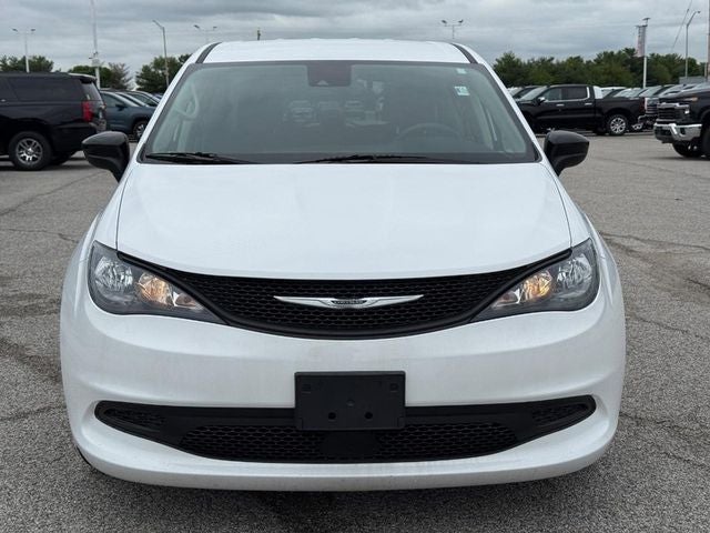 2024 Chrysler Voyager LX