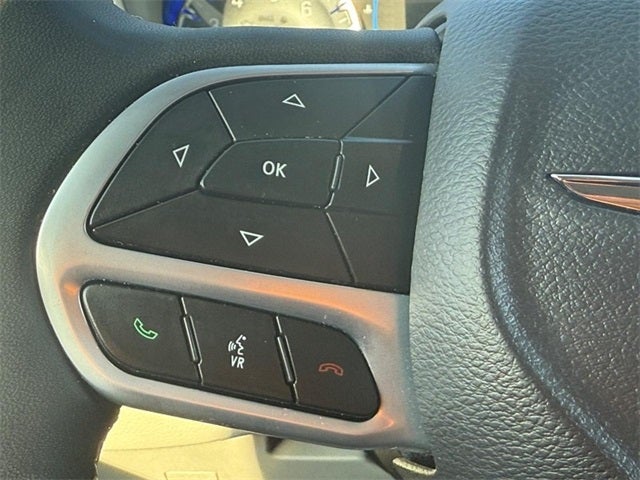 2024 Chrysler Voyager LX *ONE OWNER*