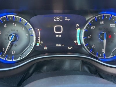 2017 Chrysler Pacifica Touring-L Plus