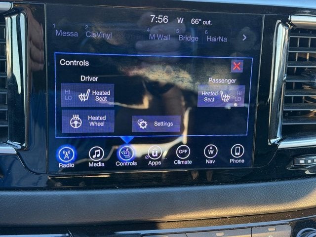 2017 Chrysler Pacifica Touring-L Plus