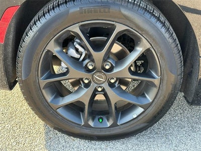 2025 Chrysler Pacifica Limited *SUNROOF LEATHER ONE OWNER*