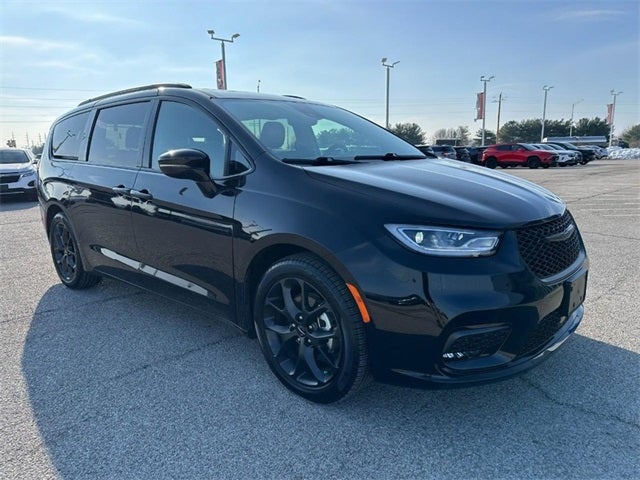 2025 Chrysler Pacifica Limited *SUNROOF LEATHER ONE OWNER*