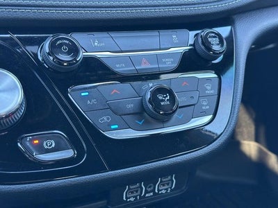2022 Chrysler Pacifica Hybrid Touring L * S PACKAGE ONE OWNER*