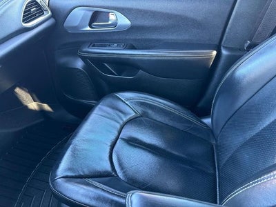 2022 Chrysler Pacifica Hybrid Touring L * S PACKAGE ONE OWNER*
