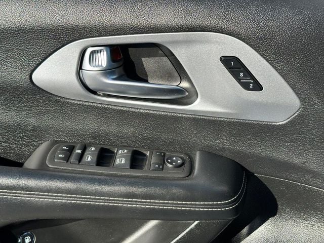2022 Chrysler Pacifica Hybrid Touring L * S PACKAGE ONE OWNER*