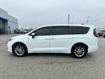 2023 Chrysler Pacifica Touring L *ONE OWNER*