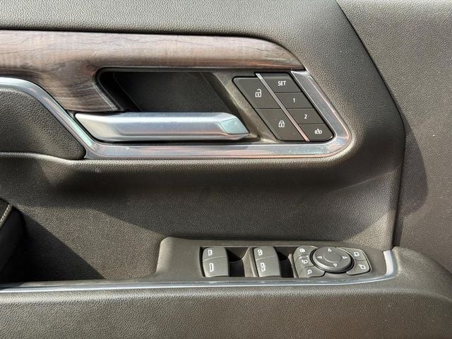 2024 Chevrolet Silverado 2500HD LTZ *SUNROOF LEATHER LOADED ONE OWNER*
