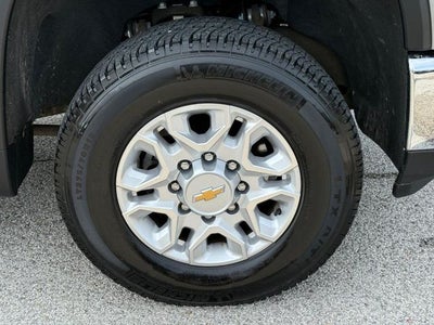 2024 Chevrolet Silverado 2500HD LTZ *SUNROOF LEATHER LOADED ONE OWNER*