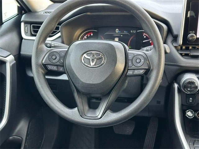 2024 Toyota RAV4 XLE *ONE OWNER*