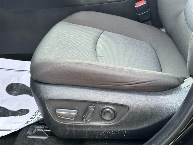 2024 Toyota RAV4 XLE *ONE OWNER*