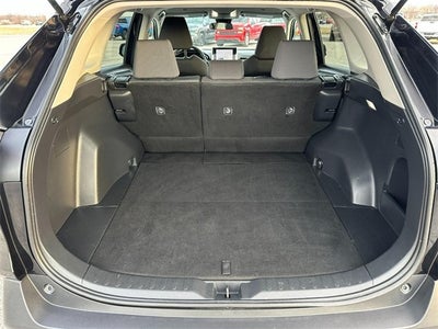 2024 Toyota RAV4 XLE *ONE OWNER*