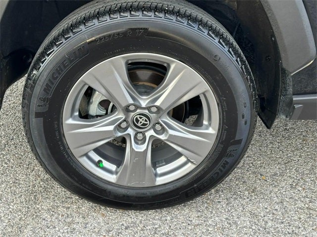 2024 Toyota RAV4 XLE *ONE OWNER*