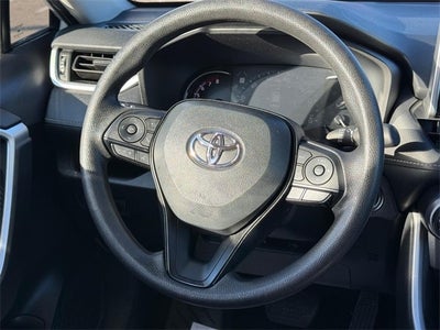 2024 Toyota RAV4 XLE *ONE OWNER*