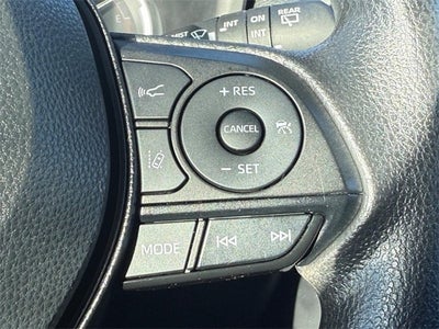 2024 Toyota RAV4 XLE *ONE OWNER*