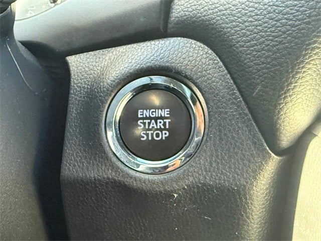 2024 Toyota RAV4 XLE *ONE OWNER*