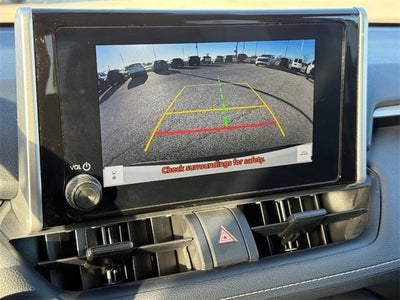 2024 Toyota RAV4 XLE *ONE OWNER*