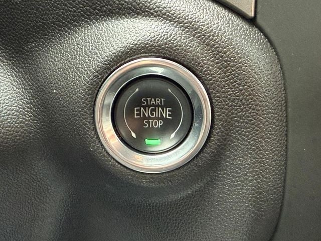 2025 Chevrolet Silverado 1500 Custom *ONE OWNER*