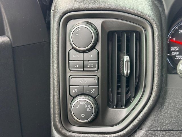 2025 Chevrolet Silverado 1500 Custom *ONE OWNER*