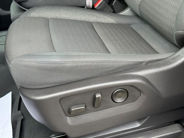 2025 Chevrolet Silverado 1500 Custom *ONE OWNER*