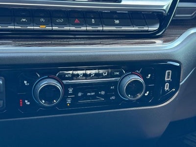 2025 Chevrolet Silverado 1500 LT *ONE OWNER*