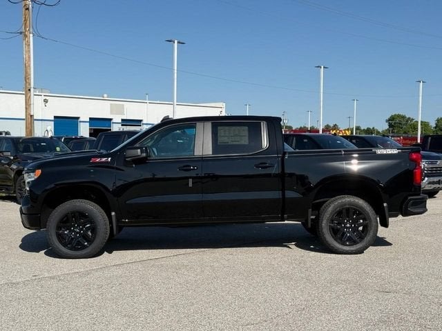 2026 Chevrolet Silverado 1500 LT Trail Boss - Photo 2