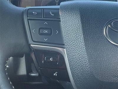 2025 Toyota Camry XSE *ONE OWNER*