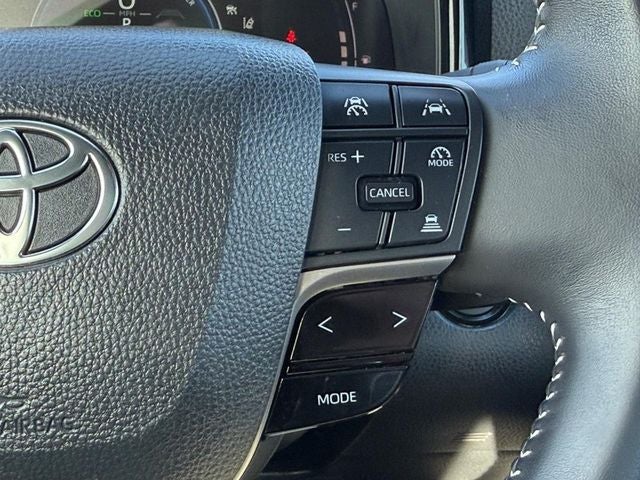 2025 Toyota Camry XSE *ONE OWNER*