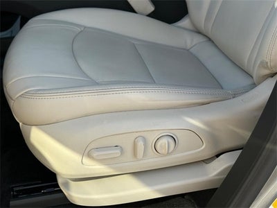 2023 Buick Enclave Essence *SUNROOF ONE OWNER*
