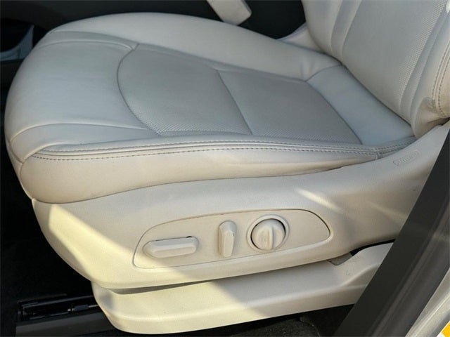 2023 Buick Enclave Essence *SUNROOF ONE OWNER*