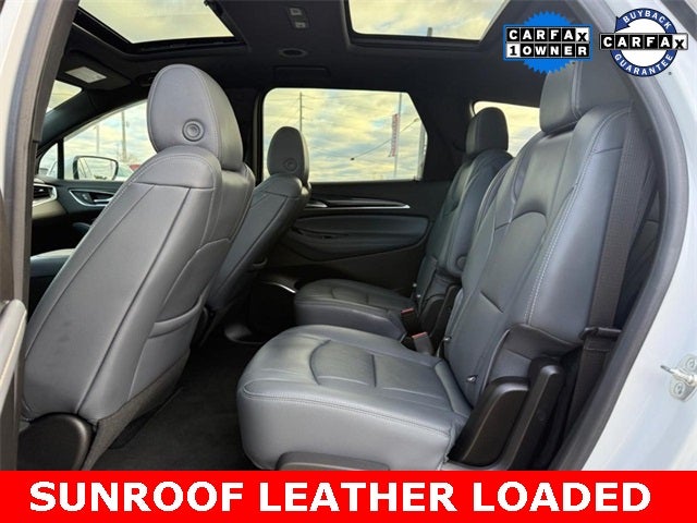 2024 Buick Enclave Essence *SUNROOF LOADED ONE OWNER*