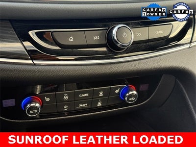 2024 Buick Enclave Essence *SUNROOF LOADED ONE OWNER*